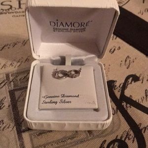 Diamond infinity necklace!!